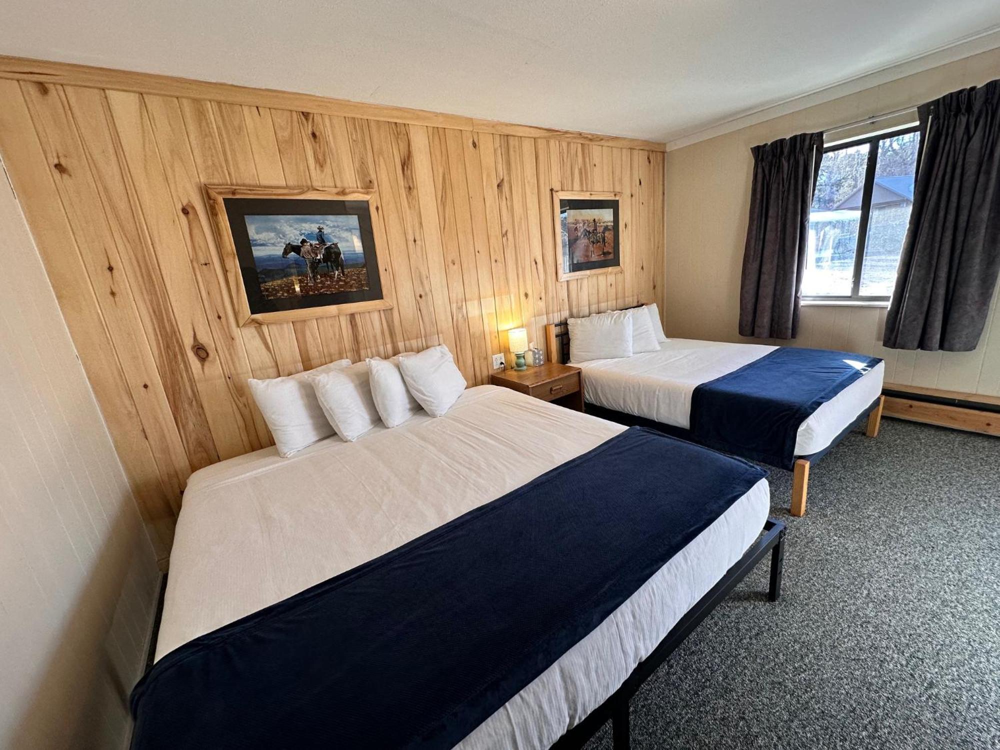 Ute Bluff Lodge, Cabins And Rv Park 사우스포크 외부 사진