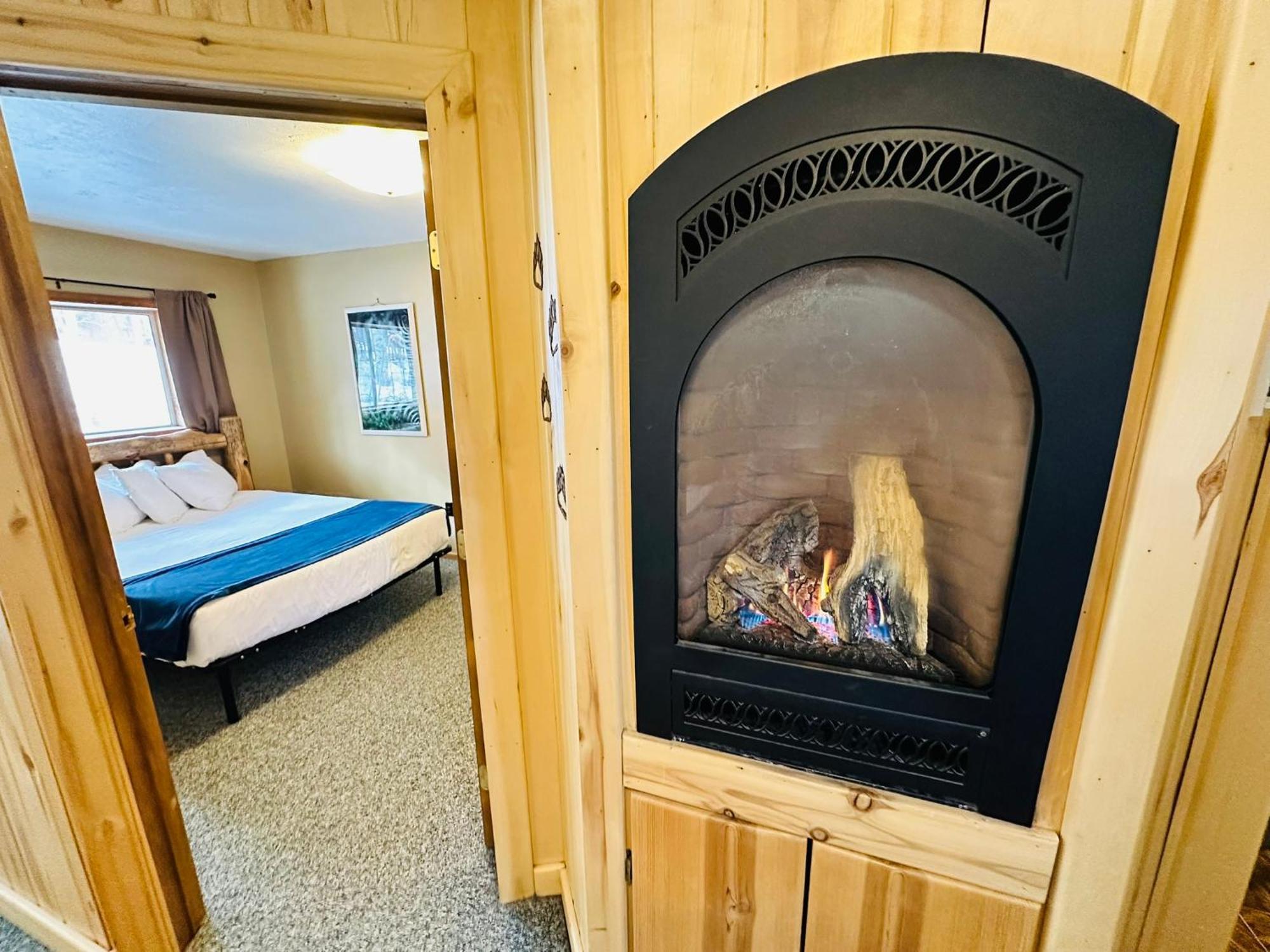 Ute Bluff Lodge, Cabins And Rv Park 사우스포크 외부 사진