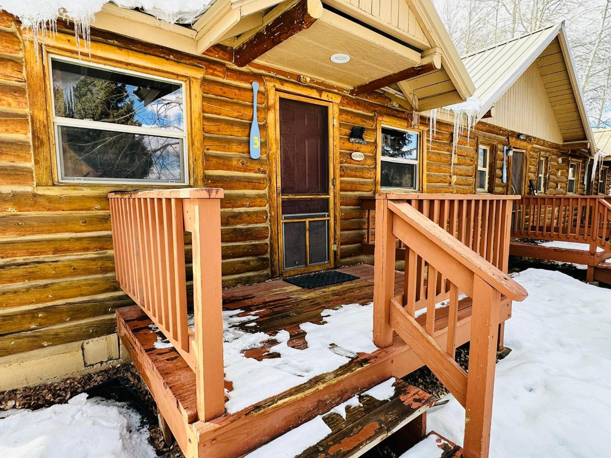 Ute Bluff Lodge, Cabins And Rv Park 사우스포크 외부 사진