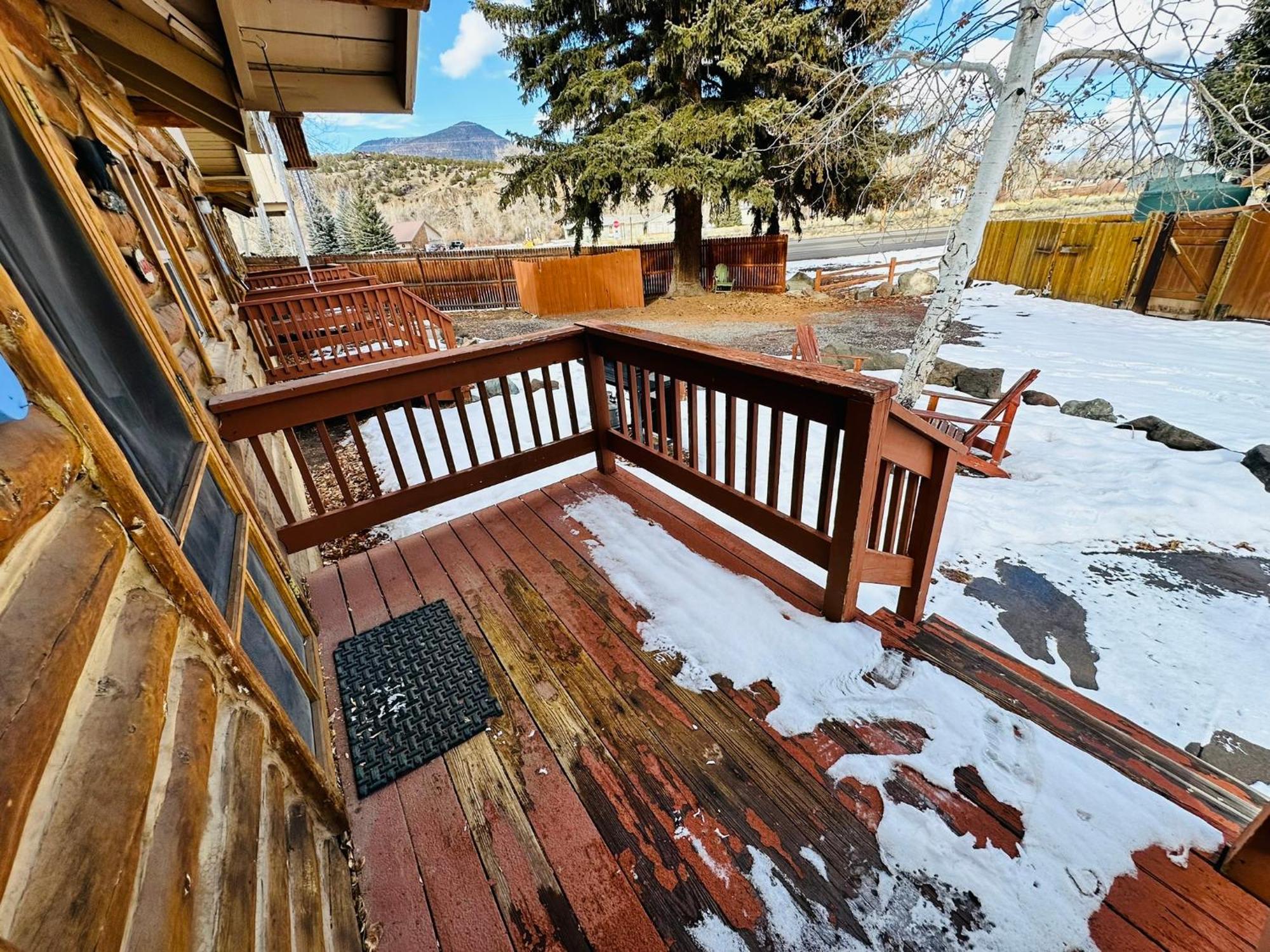 Ute Bluff Lodge, Cabins And Rv Park 사우스포크 외부 사진