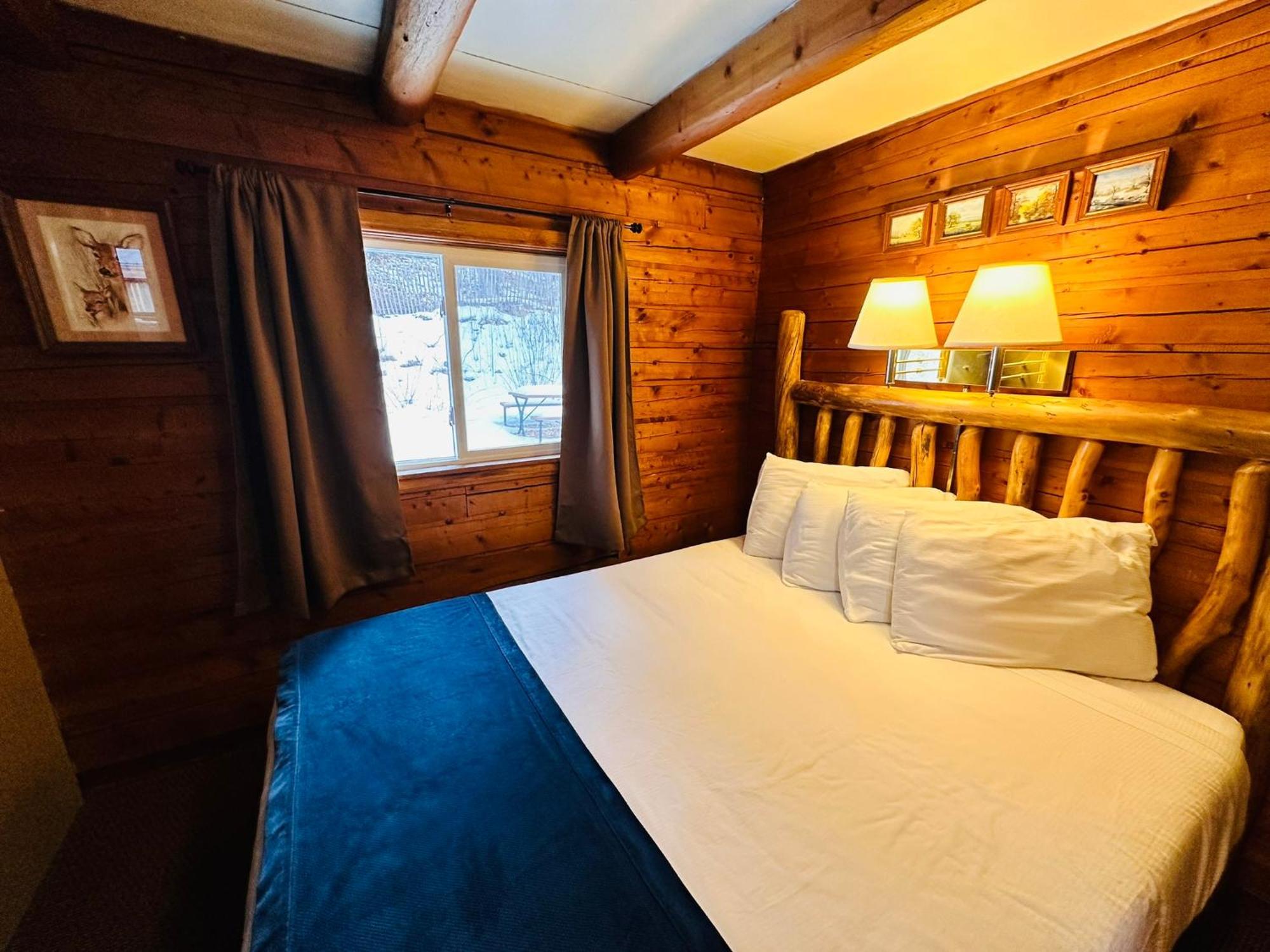 Ute Bluff Lodge, Cabins And Rv Park 사우스포크 외부 사진